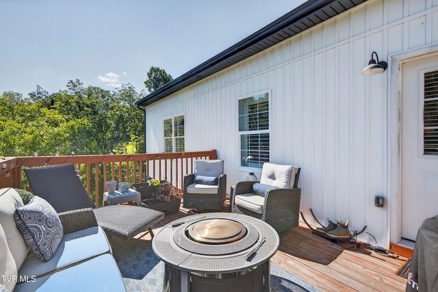 141 Queensgate, Bristol, TN 37620