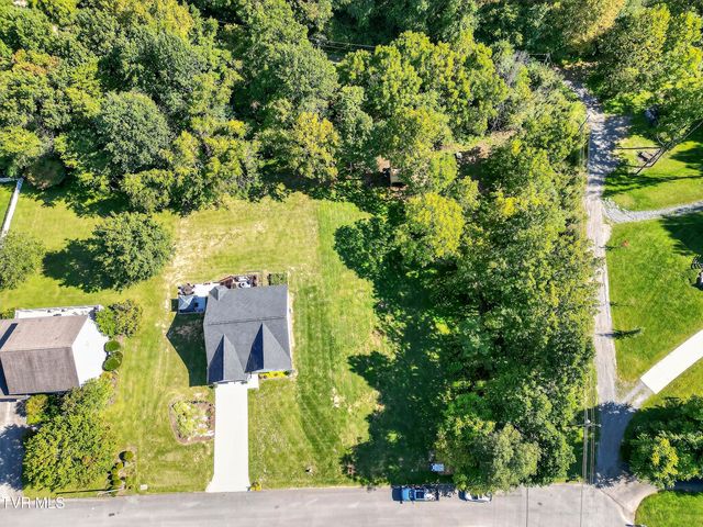 141 Queensgate, Bristol, TN 37620