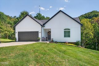 141 Queensgate, Bristol, TN 37620