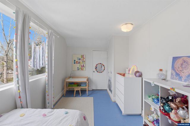 395 22nd St SE, Salem, OR 97301