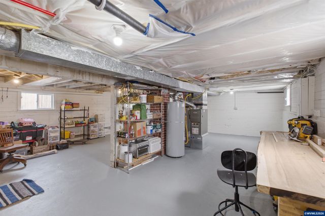 395 22nd St SE, Salem, OR 97301