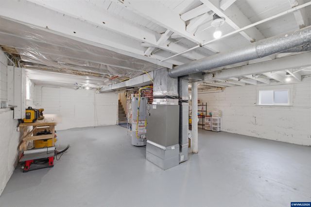 395 22nd St SE, Salem, OR 97301