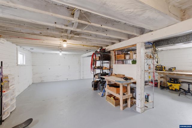 395 22nd St SE, Salem, OR 97301