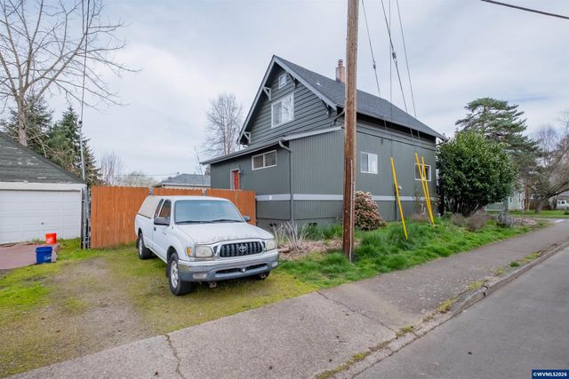 395 22nd St SE, Salem, OR 97301