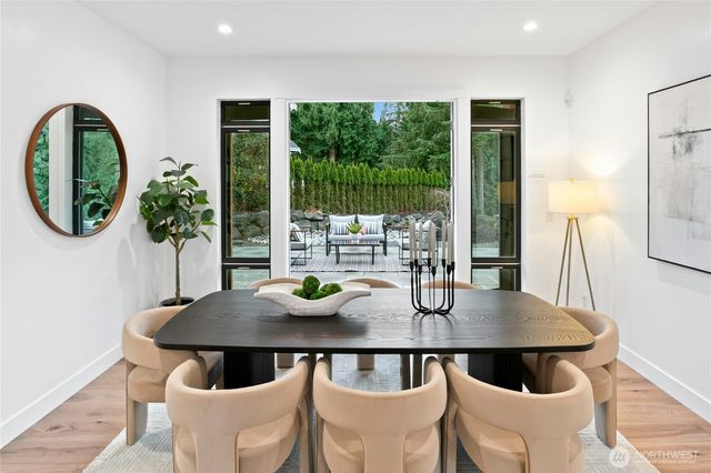 2115 Squak Mountain Loop SW, Issaquah, WA 98027