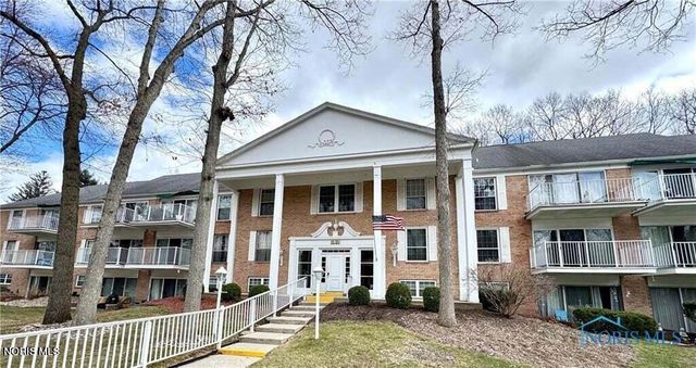 5679 Monroe Street, 702, Sylvania, OH 43560