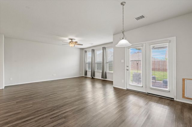 2134 Mossbrook Drive, Royse City, TX 75189