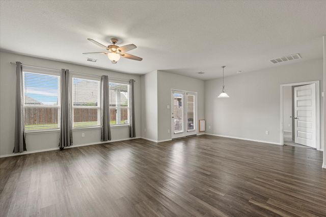 2134 Mossbrook Drive, Royse City, TX 75189