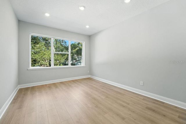 1205 EASTIN AVENUE, Orlando, FL 32804