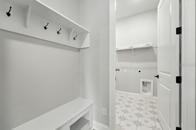 1205 EASTIN AVENUE, Orlando, FL 32804