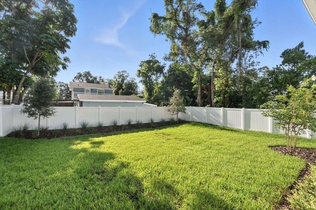 1205 EASTIN AVENUE, Orlando, FL 32804