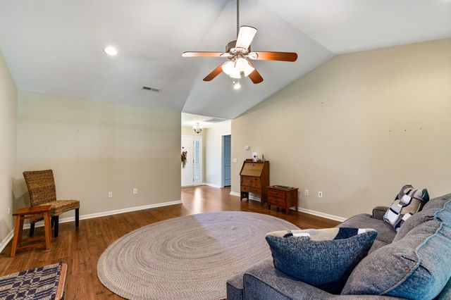 101 Oakey Estates Dr., Conway, SC 29527