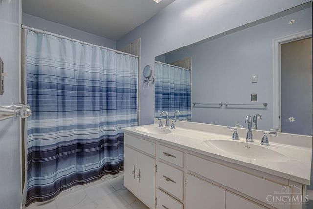 5591 Lindenwood Lane, Fairfield, OH 45014