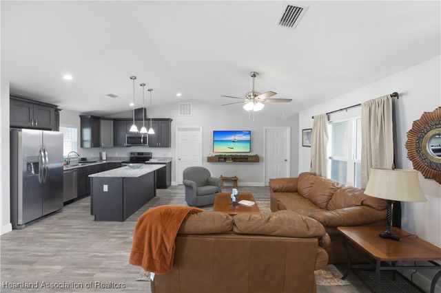 259 Hidden Creek Circle, Wauchula, FL 33873