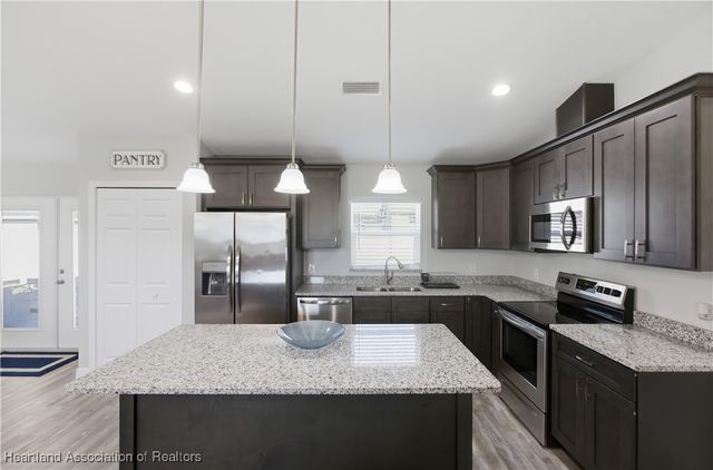 259 Hidden Creek Circle, Wauchula, FL 33873