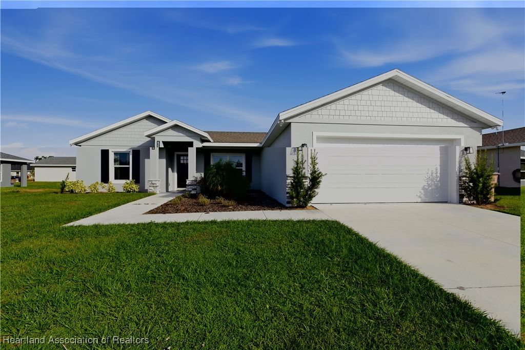 259 Hidden Creek Circle, Wauchula, FL 33873