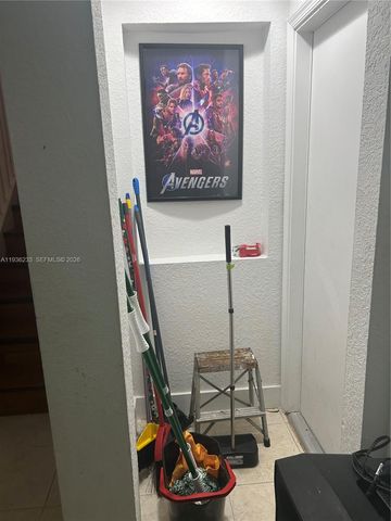 948 NW Phoenix Way, Weston, FL 33327