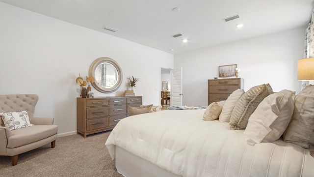 195 Sweetclover Street, Freeport, FL 32439