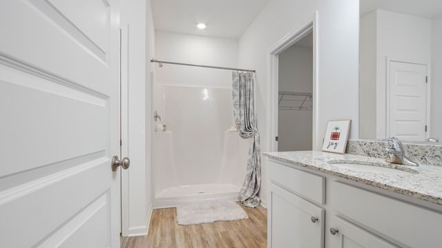 195 Sweetclover Street, Freeport, FL 32439