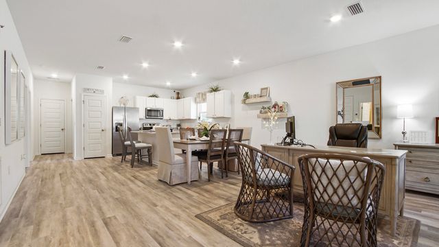 195 Sweetclover Street, Freeport, FL 32439