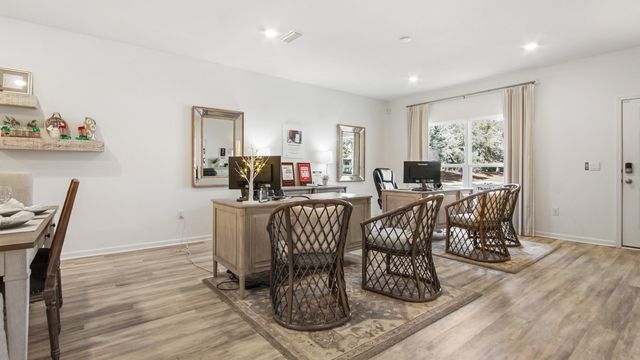 195 Sweetclover Street, Freeport, FL 32439