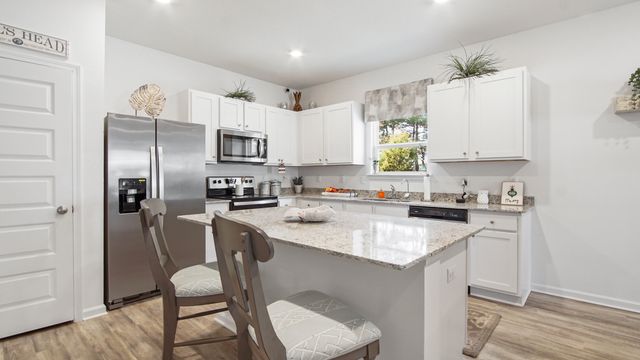 195 Sweetclover Street, Freeport, FL 32439