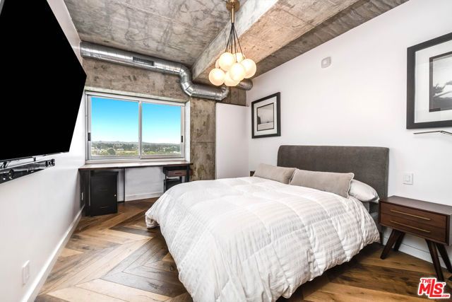 1155 N La Cienega Boulevard 706, West Hollywood, CA 90069