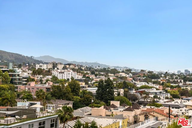 1155 N La Cienega Boulevard 706, West Hollywood, CA 90069