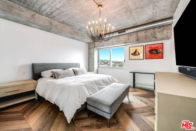 1155 N La Cienega Boulevard 706, West Hollywood, CA 90069