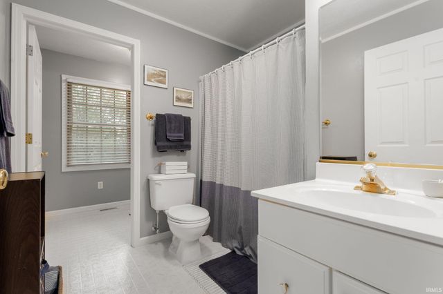 18991 Meadowflower Drive, New Paris, IN 46553