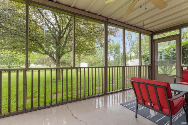 18991 Meadowflower Drive, New Paris, IN 46553