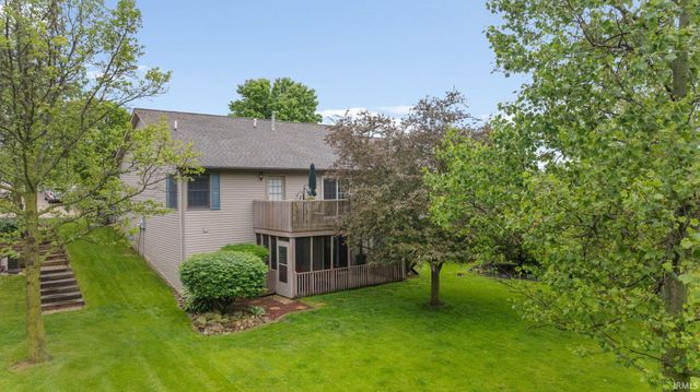 18991 Meadowflower Drive, New Paris, IN 46553