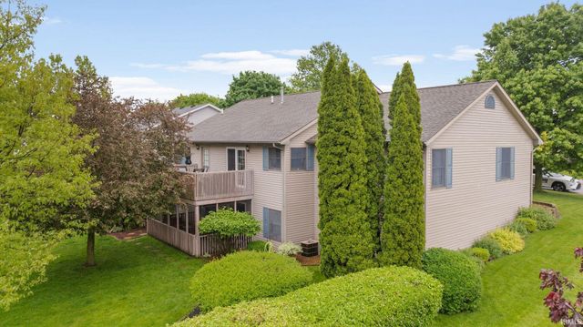 18991 Meadowflower Drive, New Paris, IN 46553
