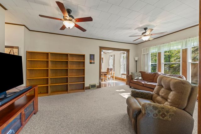 1924 Pine Road, Homewood, IL 60430