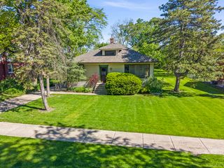 1924 Pine Road, Homewood, IL 60430
