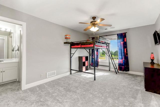 10411 N Euclid Avenue, Kansas City, MO 64155