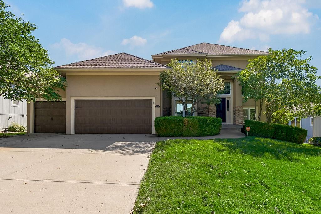 10411 N Euclid Avenue, Kansas City, MO 64155