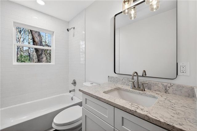 2522 Frost Drive SW, Marietta, GA 30008