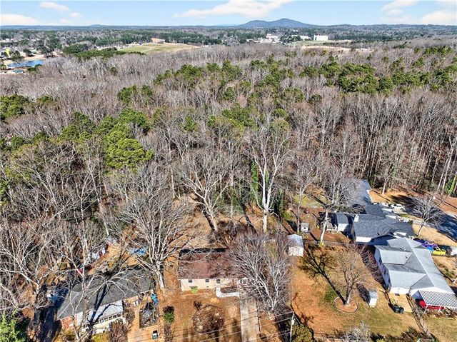 2522 Frost Drive SW, Marietta, GA 30008