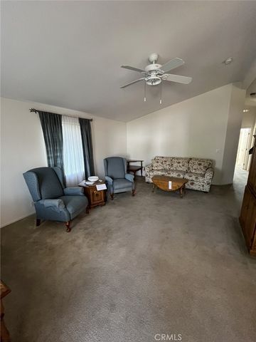 17 Serra Way, San Fernando, CA 91345