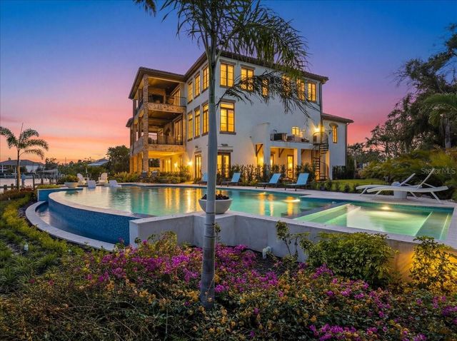 315 S SHORE DRIVE, Sarasota, FL 34234