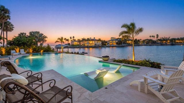 315 S SHORE DRIVE, Sarasota, FL 34234