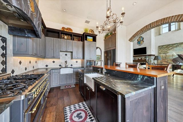 315 S SHORE DRIVE, Sarasota, FL 34234