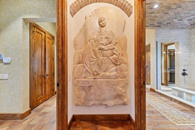 315 S SHORE DRIVE, Sarasota, FL 34234