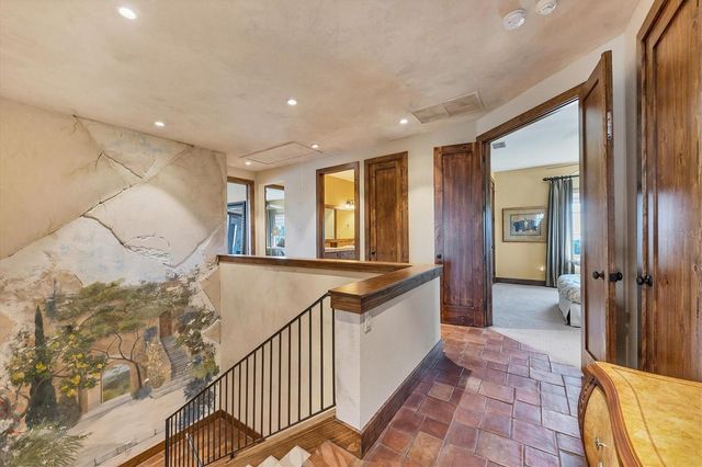 315 S SHORE DRIVE, Sarasota, FL 34234