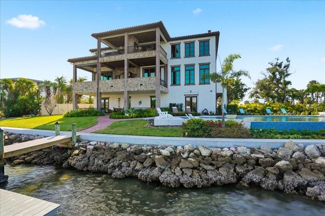 315 S SHORE DRIVE, Sarasota, FL 34234