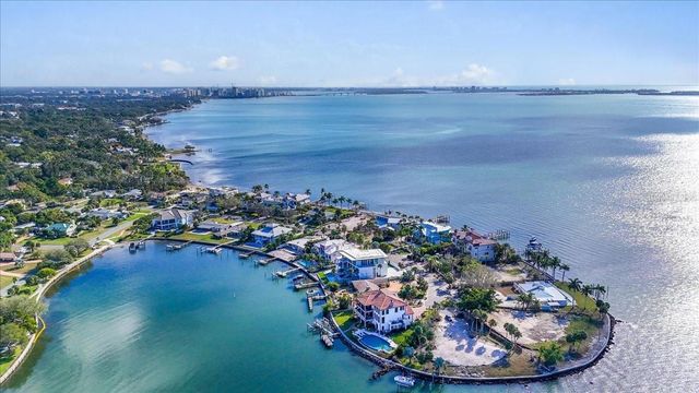 315 S SHORE DRIVE, Sarasota, FL 34234
