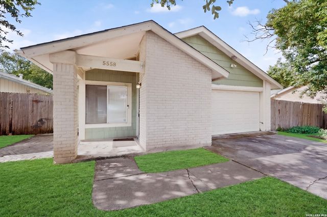 5558 Kissing Oak, San Antonio, TX 78247
