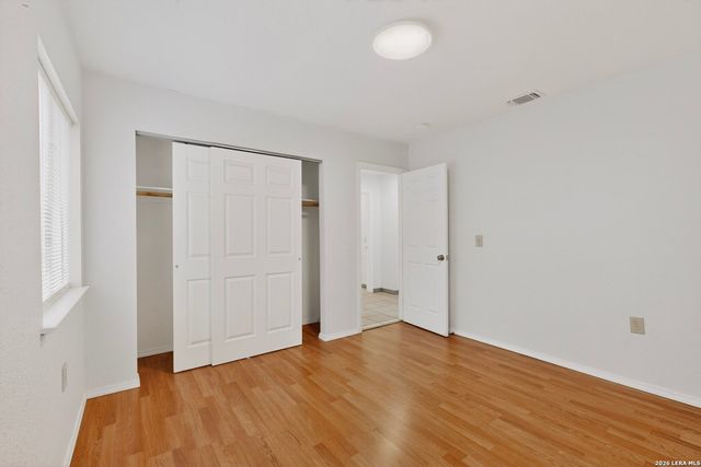 5558 Kissing Oak, San Antonio, TX 78247