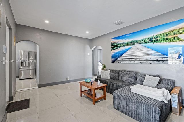 1780 NW 49th St, Miami, FL 33142